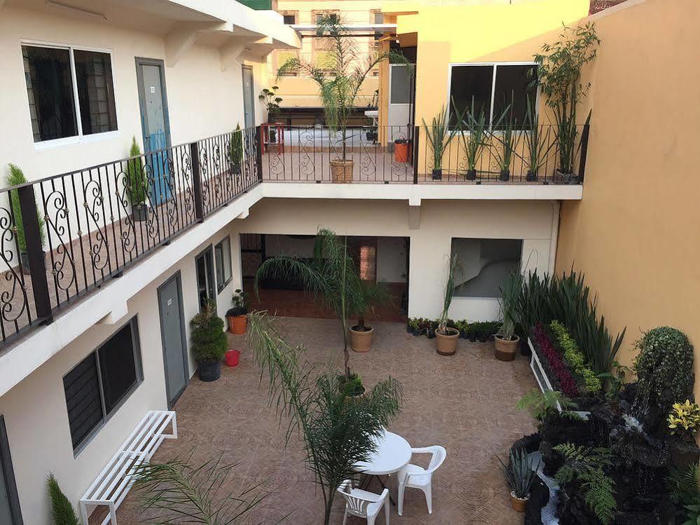 Oyo Hostel Oasis Centro Cerca Del Hospital Issste Hospital Jose Ma Morelos 멕시코 시 외부 사진