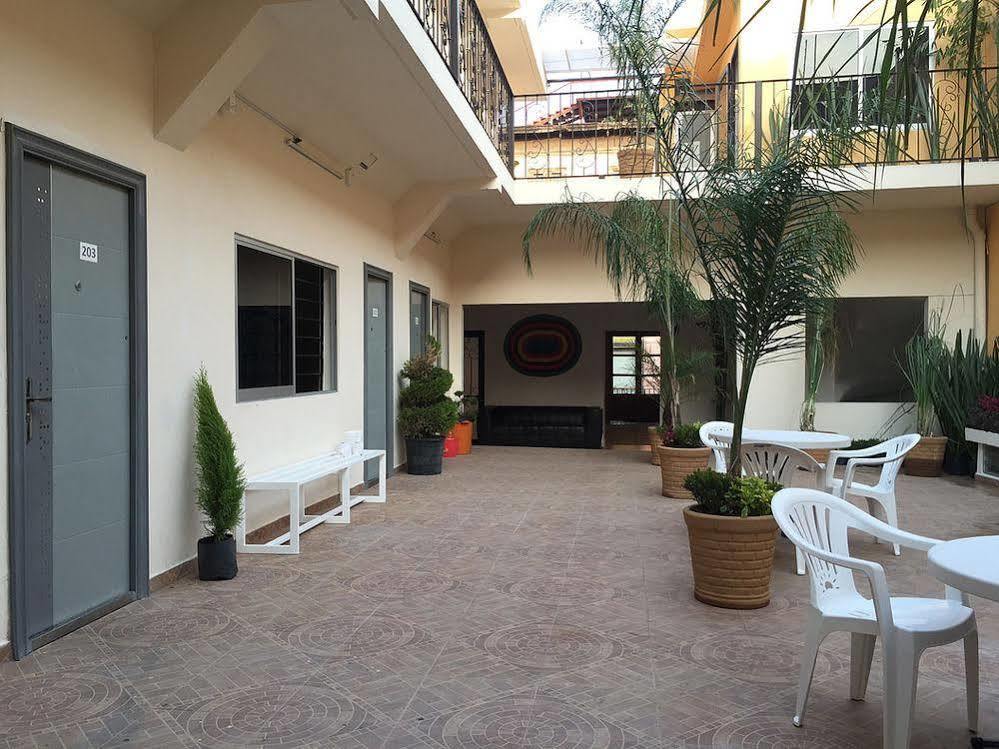 Oyo Hostel Oasis Centro Cerca Del Hospital Issste Hospital Jose Ma Morelos 멕시코 시 외부 사진