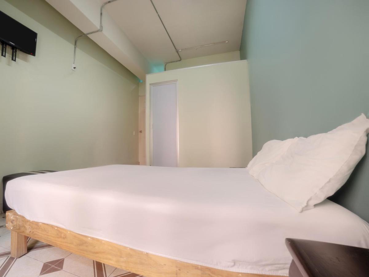 Oyo Hostel Oasis Centro Cerca Del Hospital Issste Hospital Jose Ma Morelos 멕시코 시 외부 사진