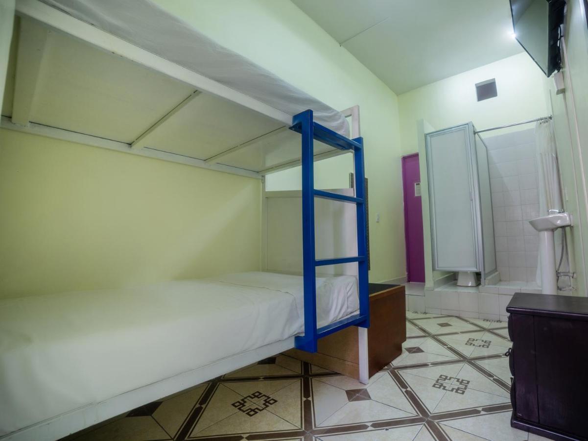 Oyo Hostel Oasis Centro Cerca Del Hospital Issste Hospital Jose Ma Morelos 멕시코 시 외부 사진