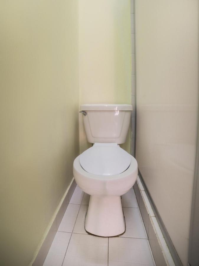Oyo Hostel Oasis Centro Cerca Del Hospital Issste Hospital Jose Ma Morelos 멕시코 시 외부 사진