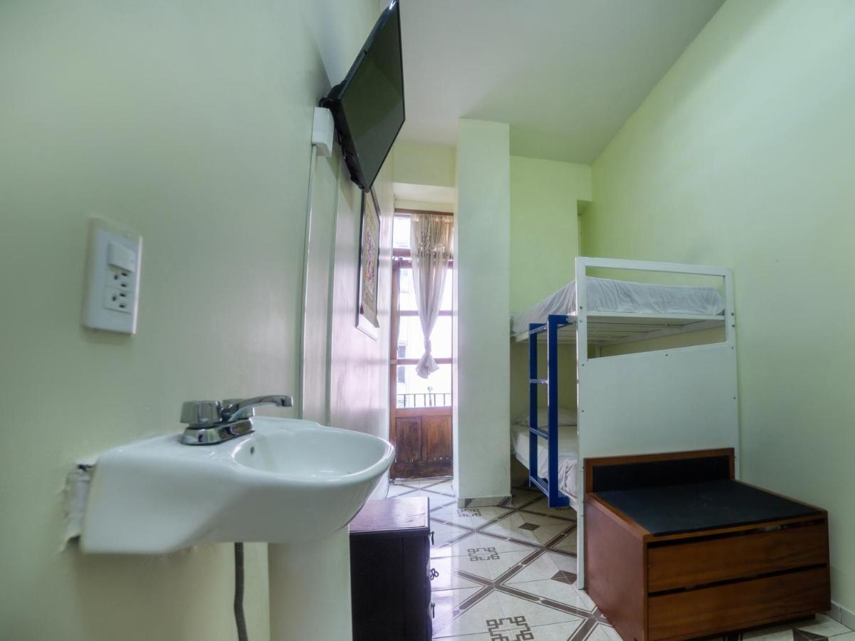 Oyo Hostel Oasis Centro Cerca Del Hospital Issste Hospital Jose Ma Morelos 멕시코 시 외부 사진